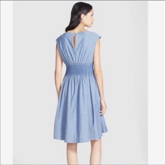 Kate Spade Chambray Blair Dress with Smocking Size 0 - Picture 3 of 12